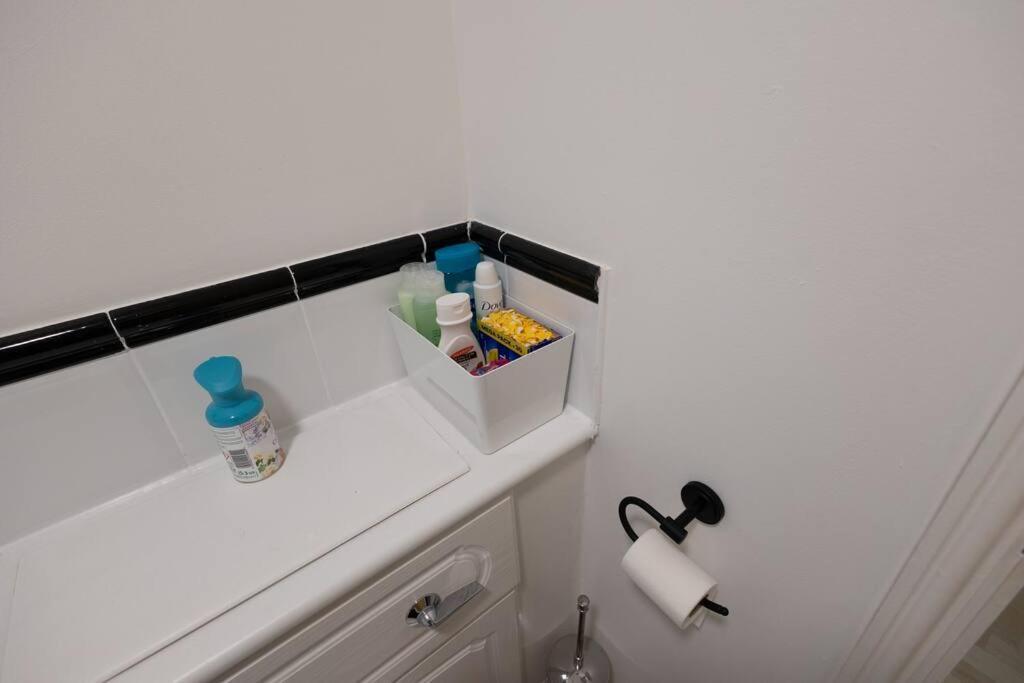 Morden London Apartment, By The Sea With Free Parking Exterior photo